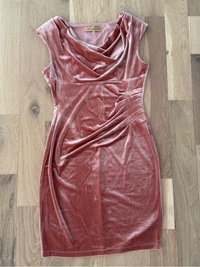 Classic Vintage Dusty Rose Pink Cocktail Velvet Dress Size 6